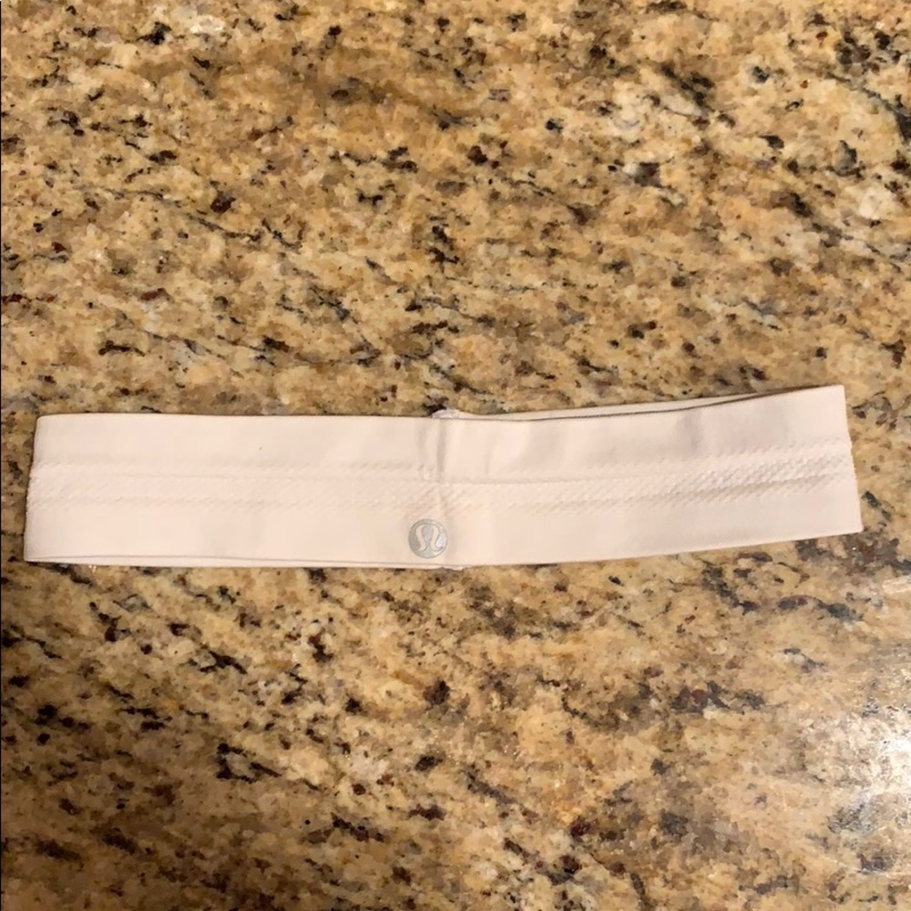 White lululemon headband